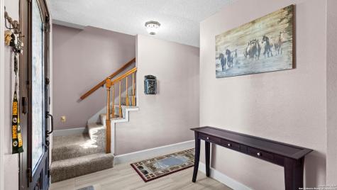 501 Rudeloff Seguin TX 78155