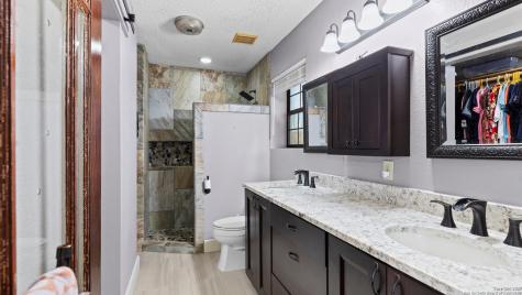 501 Rudeloff Seguin TX 78155