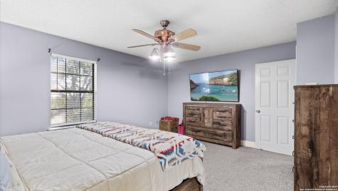 501 Rudeloff Seguin TX 78155
