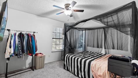 501 Rudeloff Seguin TX 78155