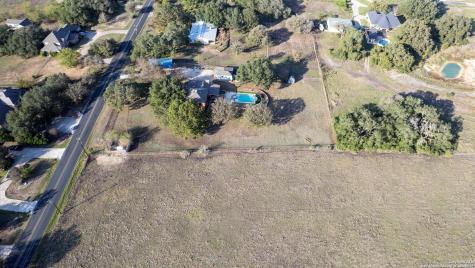 501 Rudeloff Seguin TX 78155