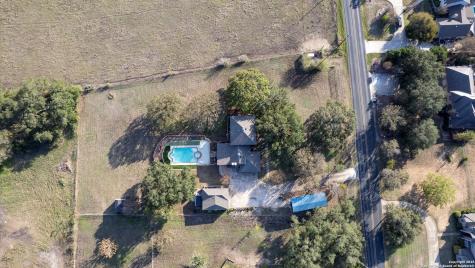 501 Rudeloff Seguin TX 78155