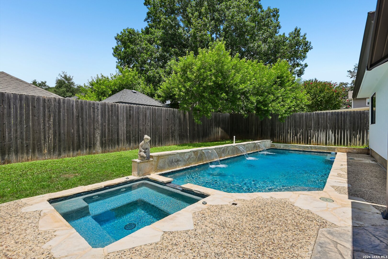 14215 Silverhollow San Antonio TX 78232