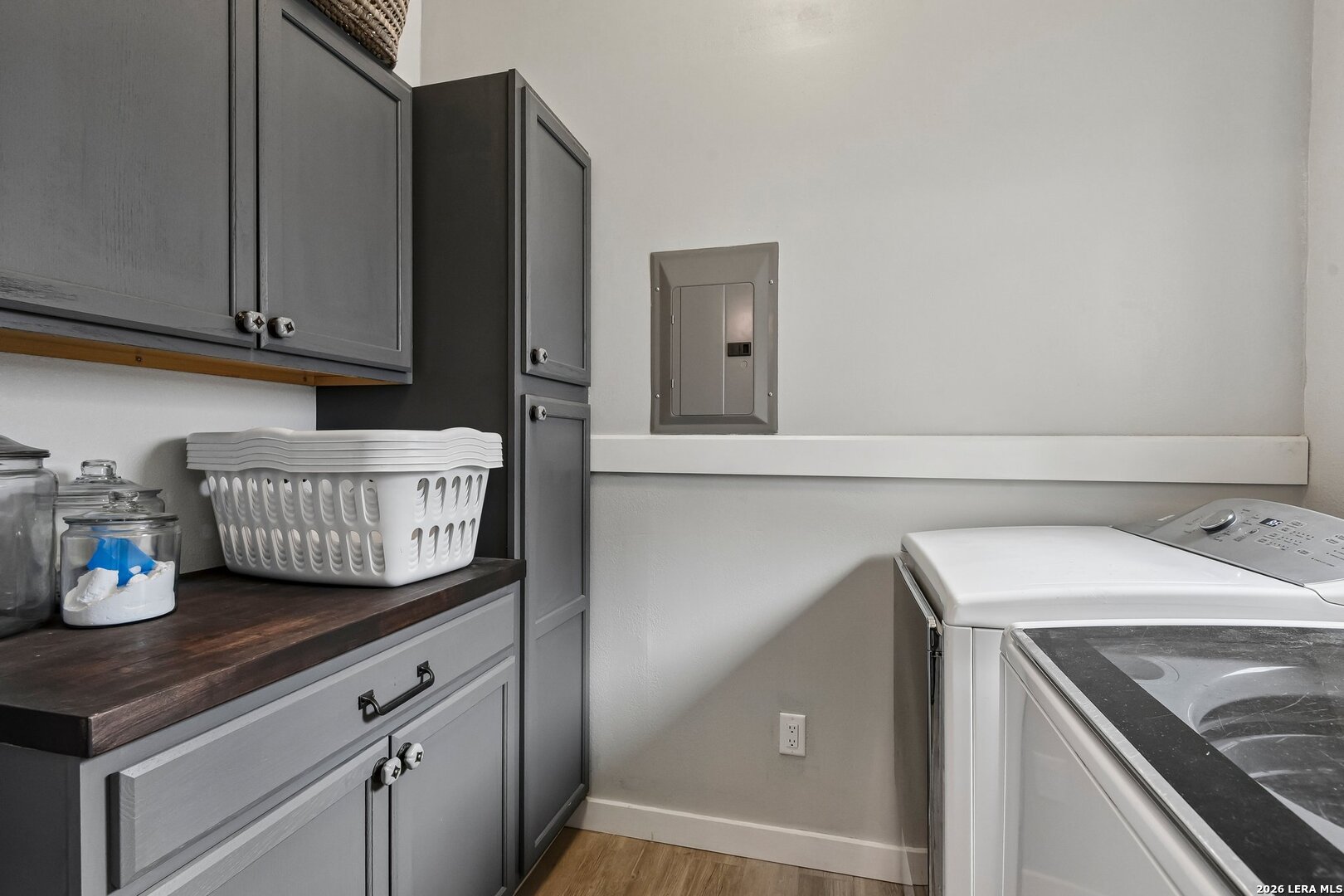 14215 Silverhollow San Antonio TX 78232