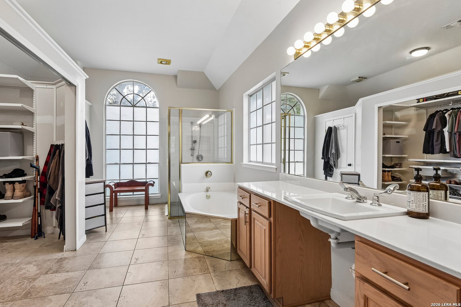 14215 Silverhollow San Antonio TX 78232
