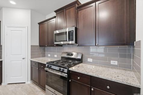 8449 Lamus Wheel San Antonio TX 78254