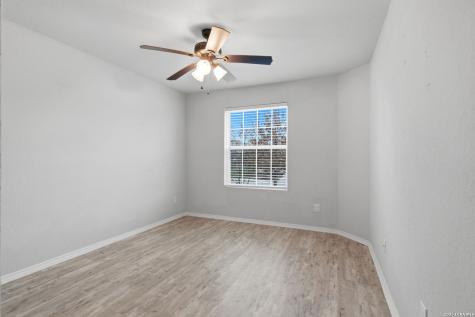 8449 Lamus Wheel San Antonio TX 78254