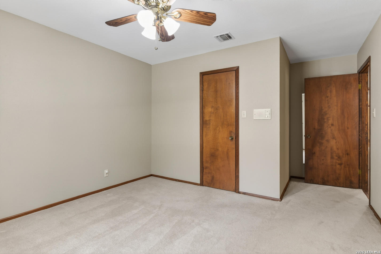811 Lone Wolf San Antonio TX 78232
