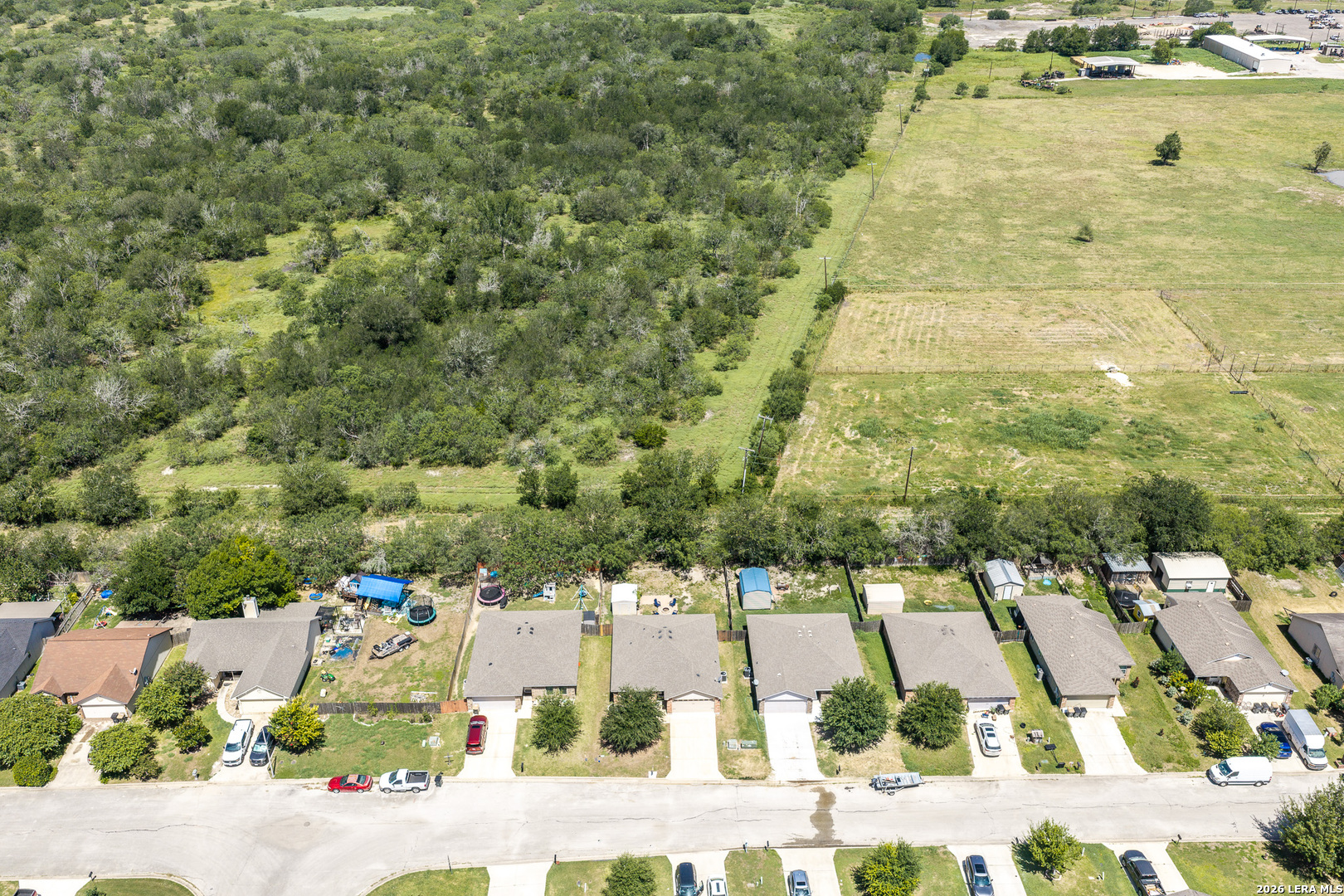 186 Talon Luling TX 78648