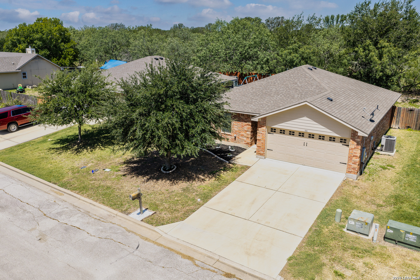 186 Talon Luling TX 78648