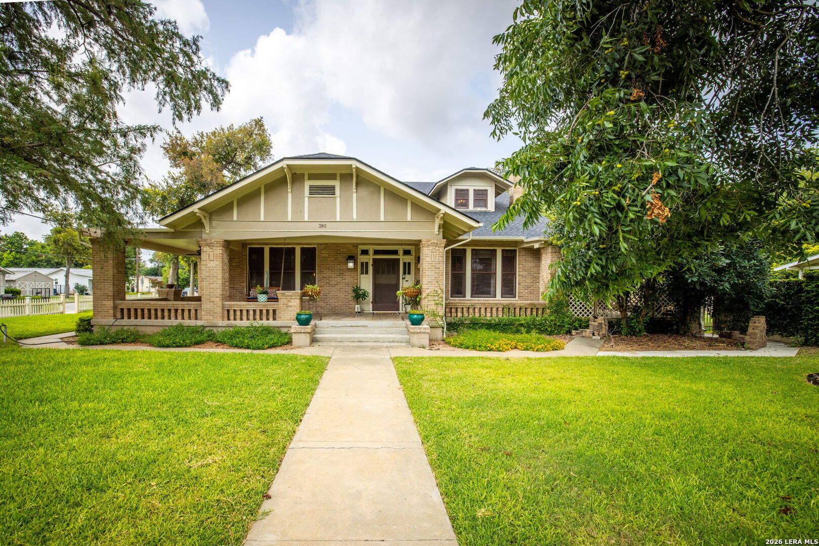 390 S Guenther Avenue New Braunfels TX 78130