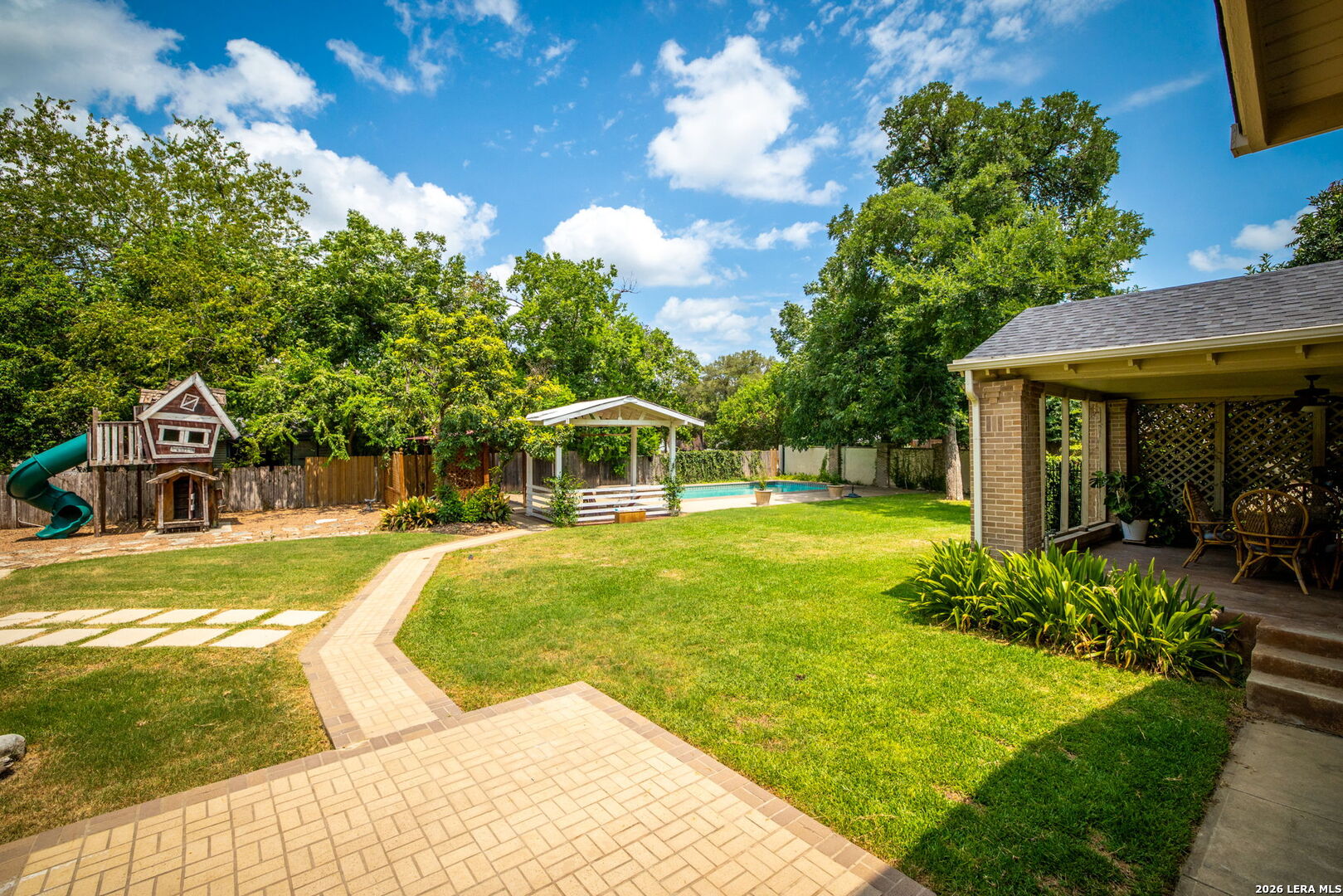 390 S Guenther Avenue New Braunfels TX 78130