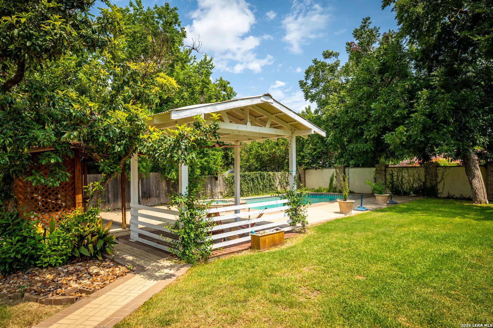 390 S Guenther Avenue New Braunfels TX 78130