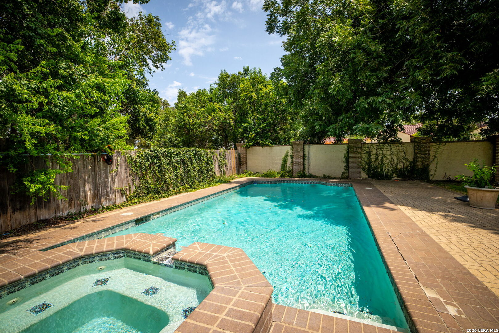 390 S Guenther Avenue New Braunfels TX 78130