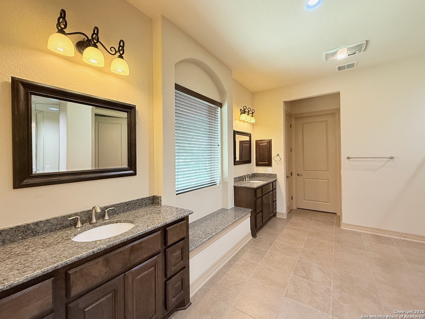 4419 Tapia San Antonio TX 78261