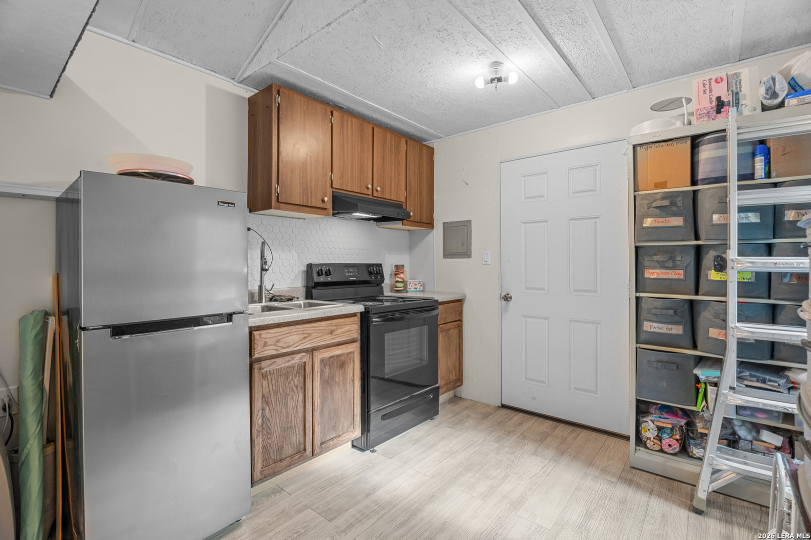 483 Wright Bandera TX 78003