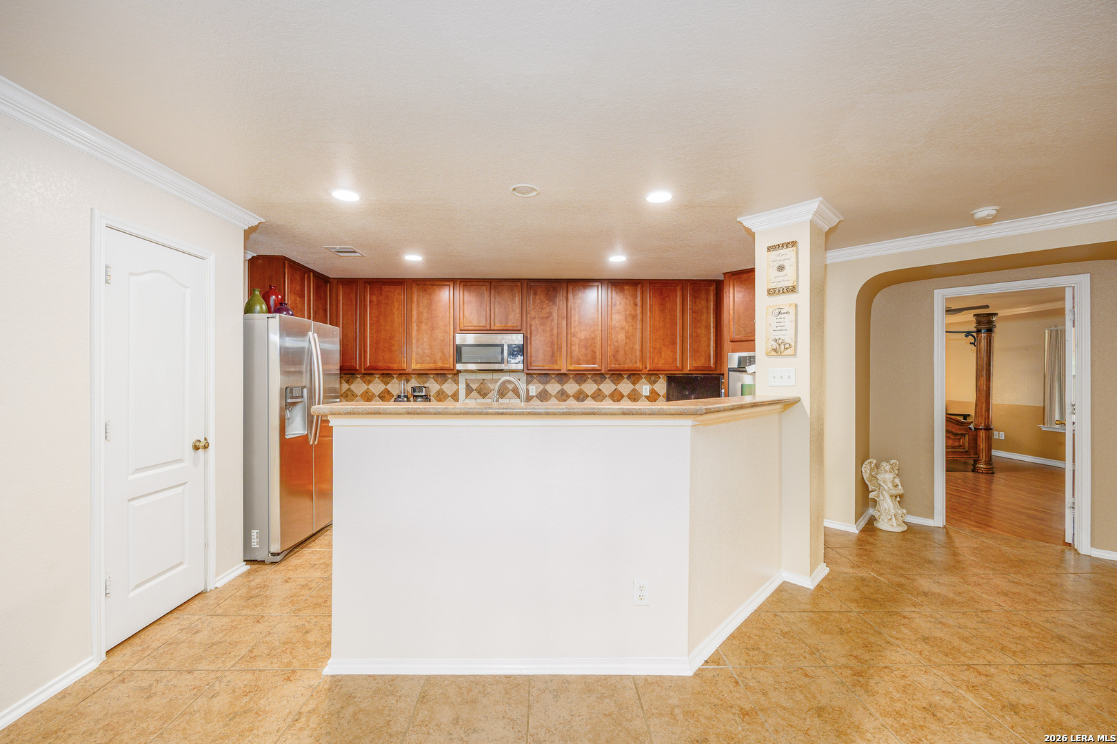 1302 Sun Garden San Antonio TX 78245
