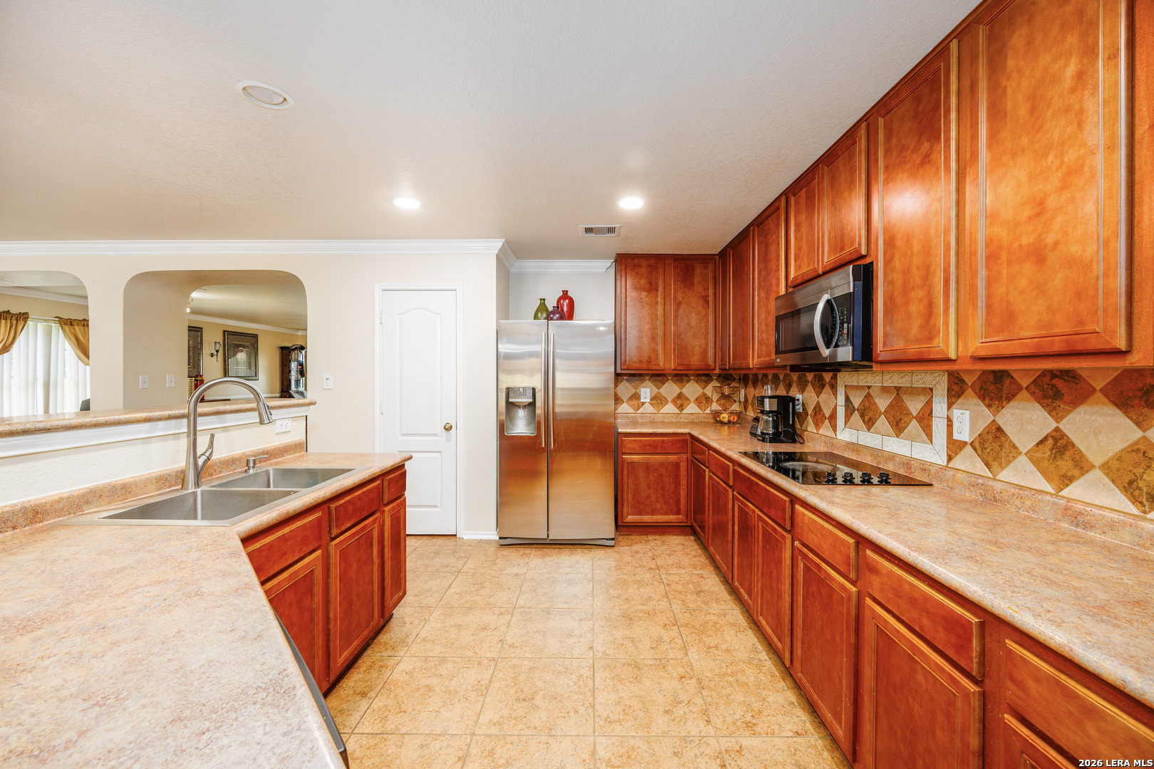 1302 Sun Garden San Antonio TX 78245