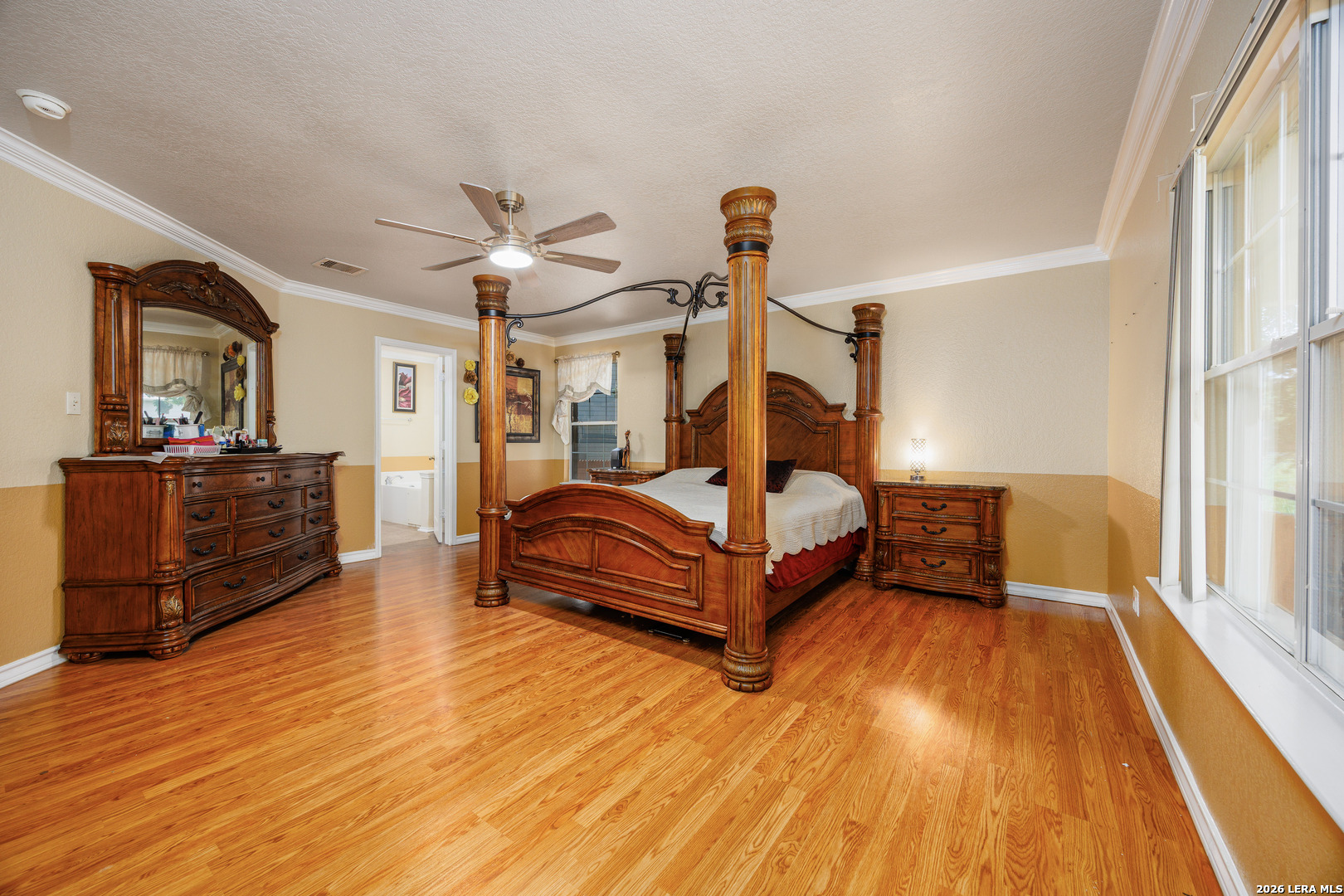 1302 Sun Garden San Antonio TX 78245