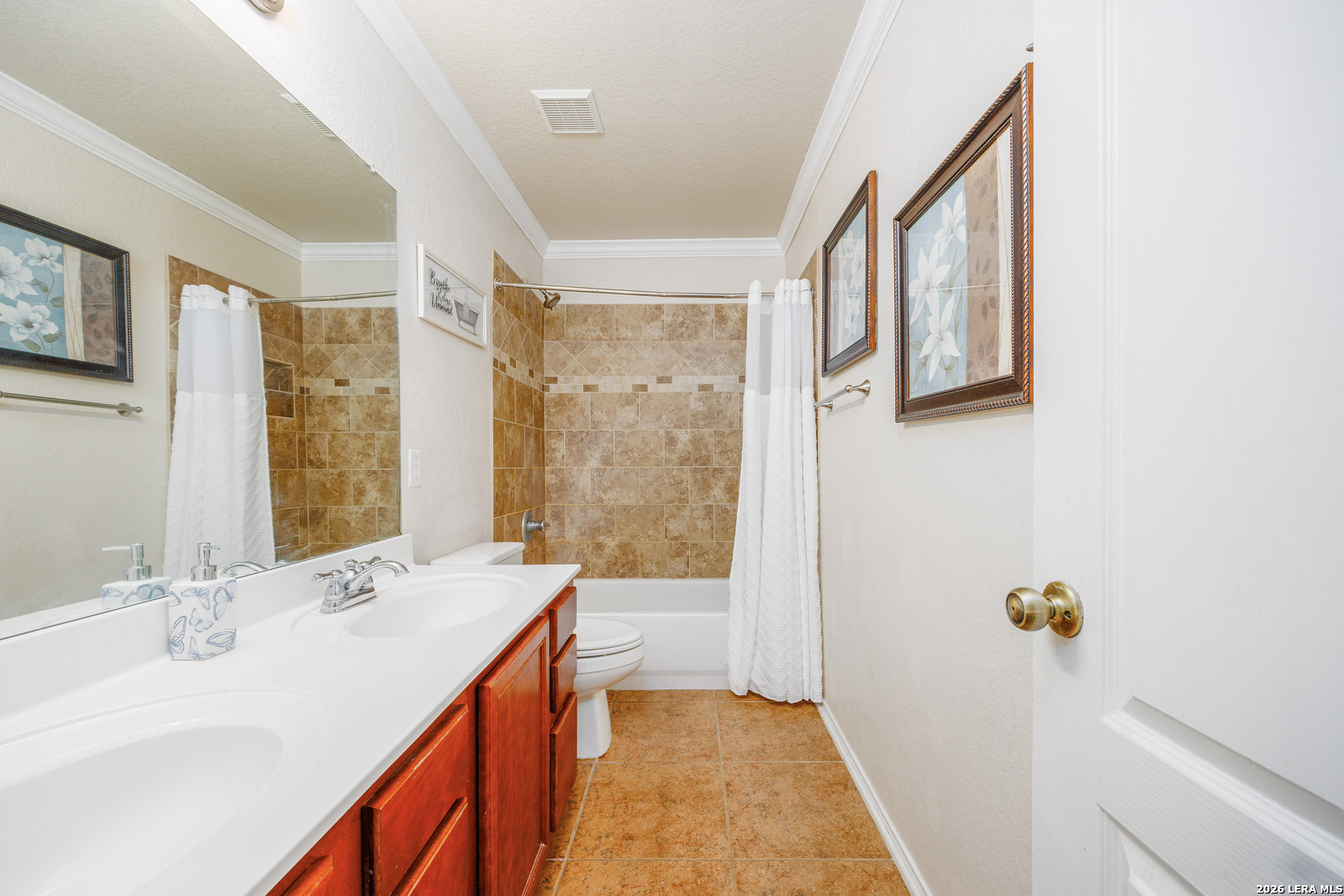 1302 Sun Garden San Antonio TX 78245