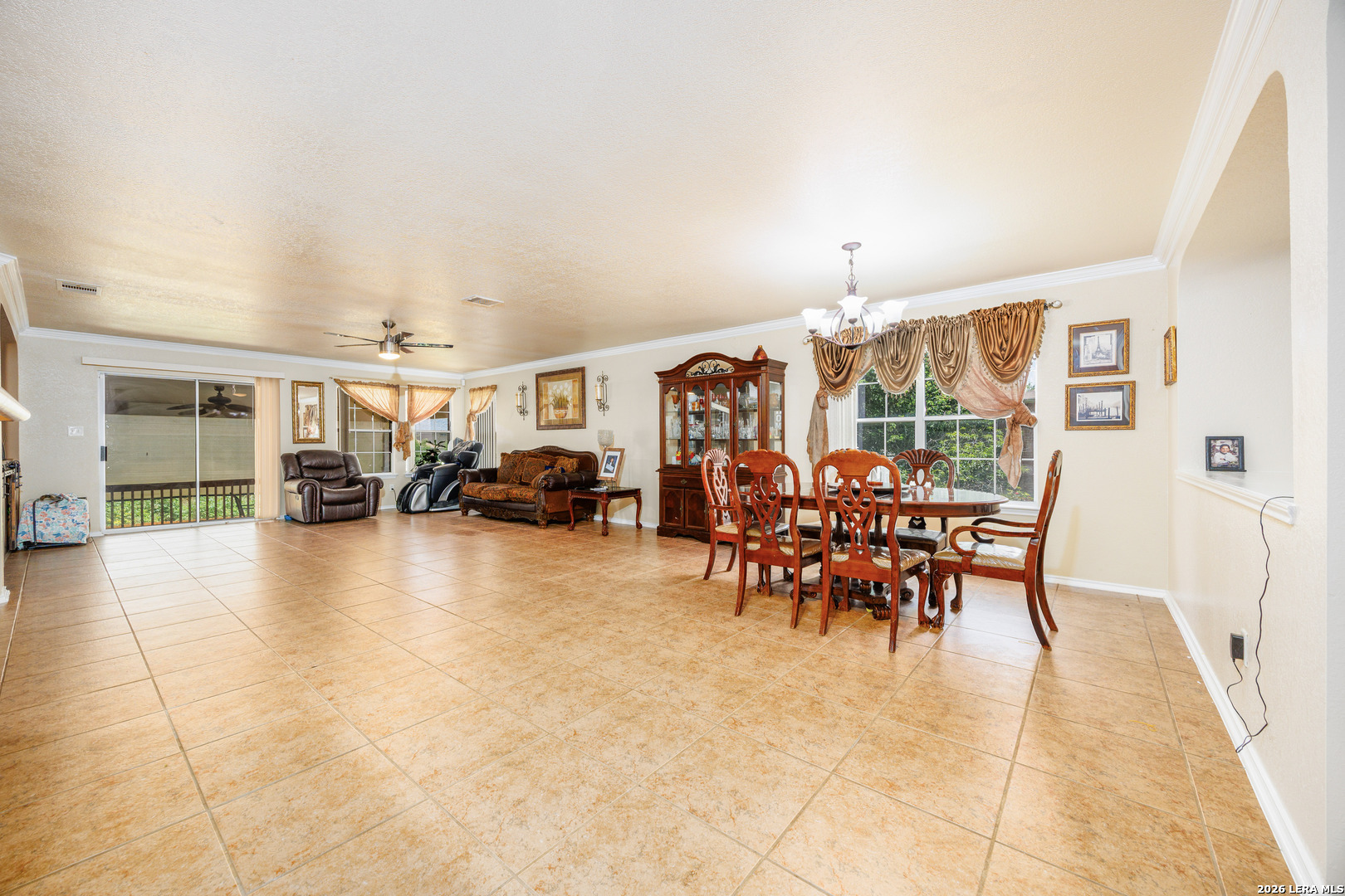 1302 Sun Garden San Antonio TX 78245