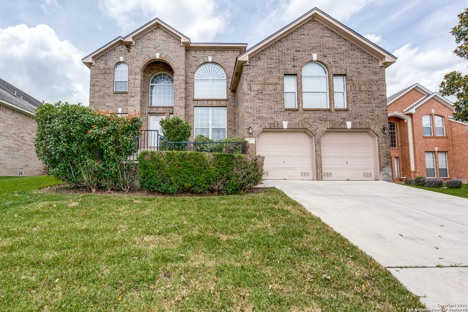 711 Mello Oak San Antonio TX 78258
