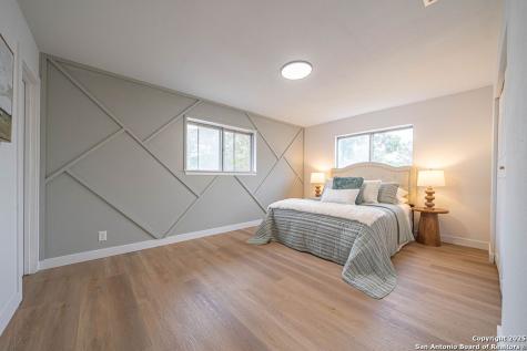 7817 Hollow Oak Live Oak TX 78233