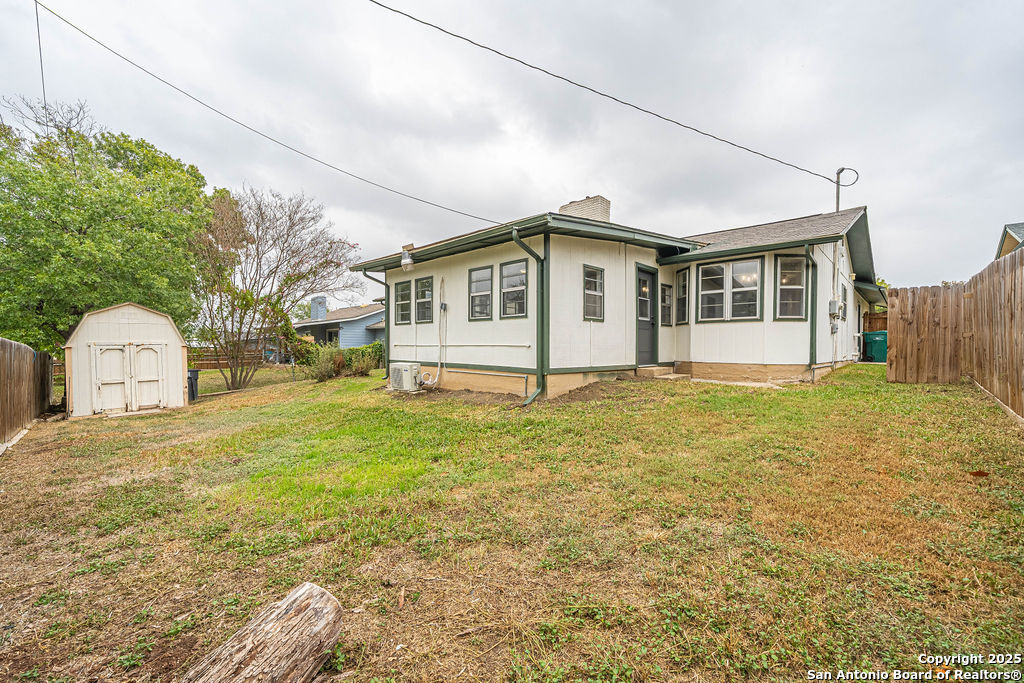 7817 Hollow Oak Live Oak TX 78233