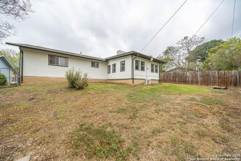 7817 Hollow Oak Live Oak TX 78233