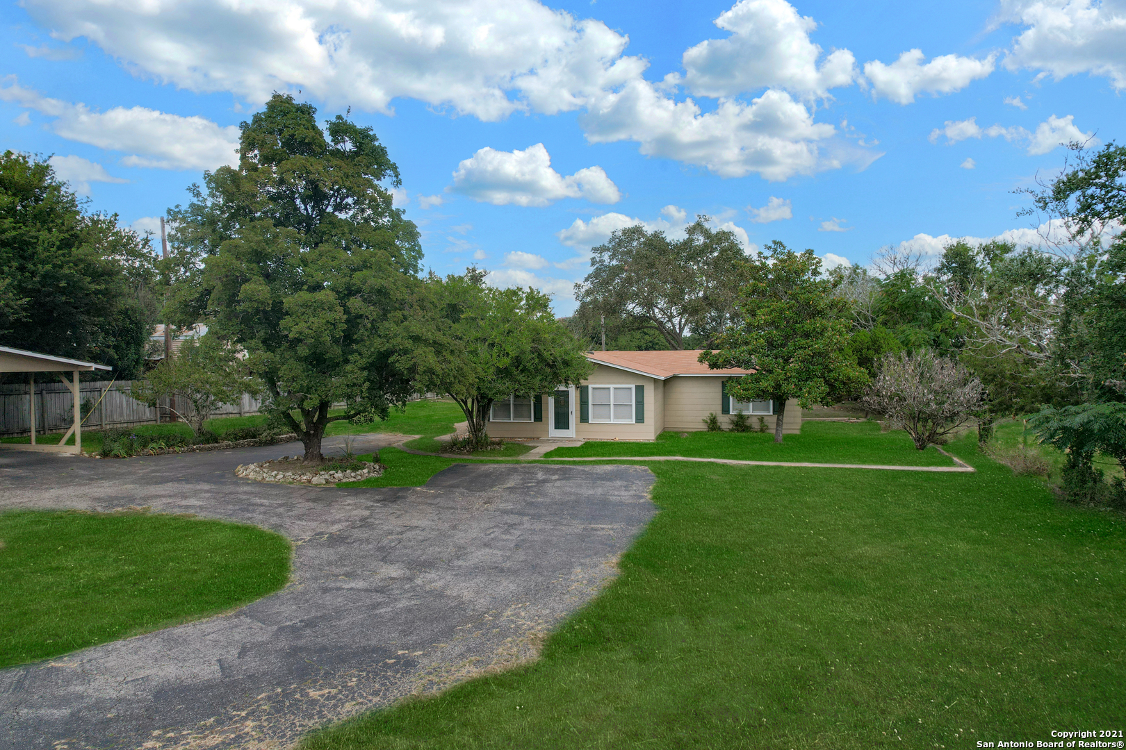 10022 Johns Road Boerne TX 78006