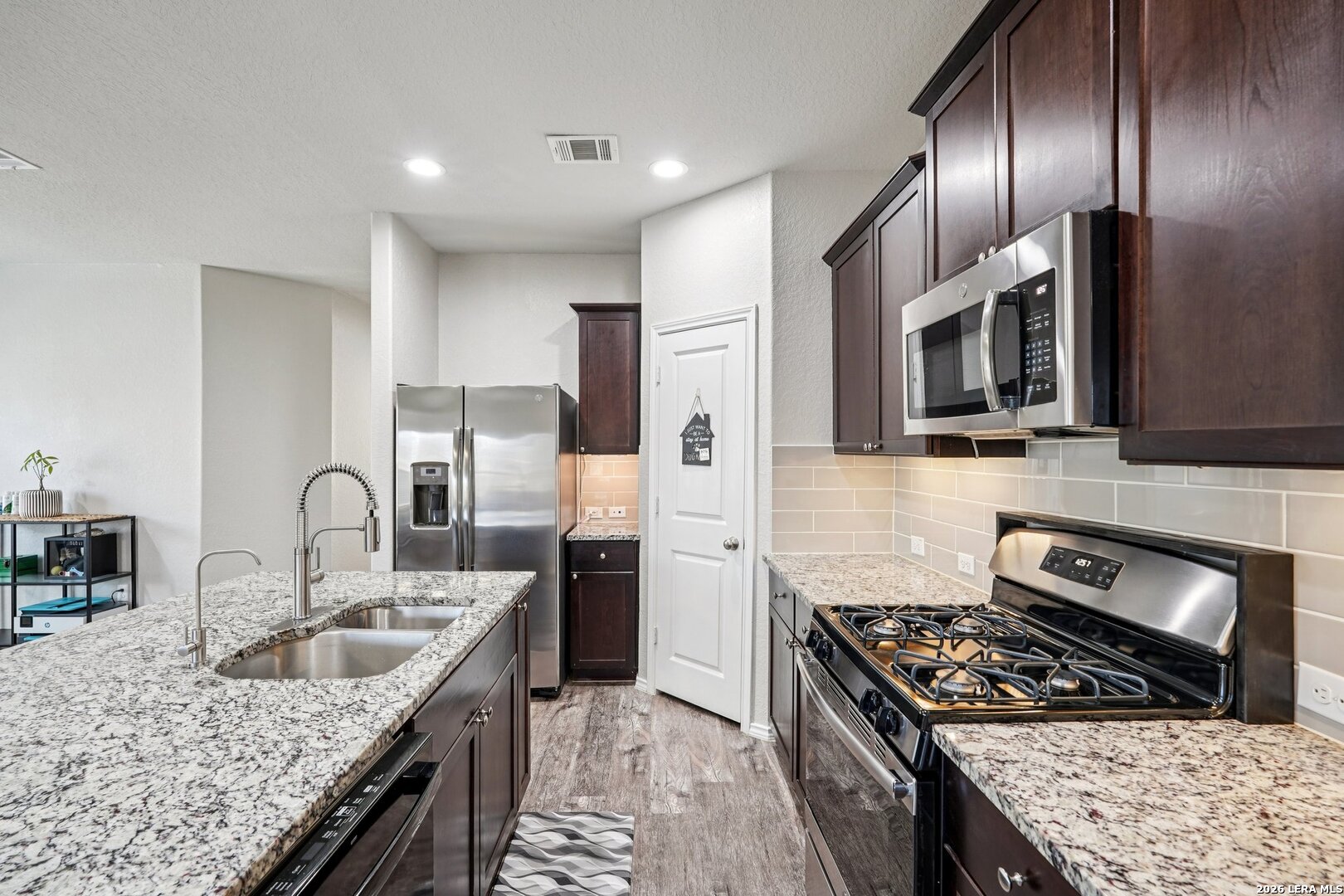 3814 Carducci Drive Converse TX 78109