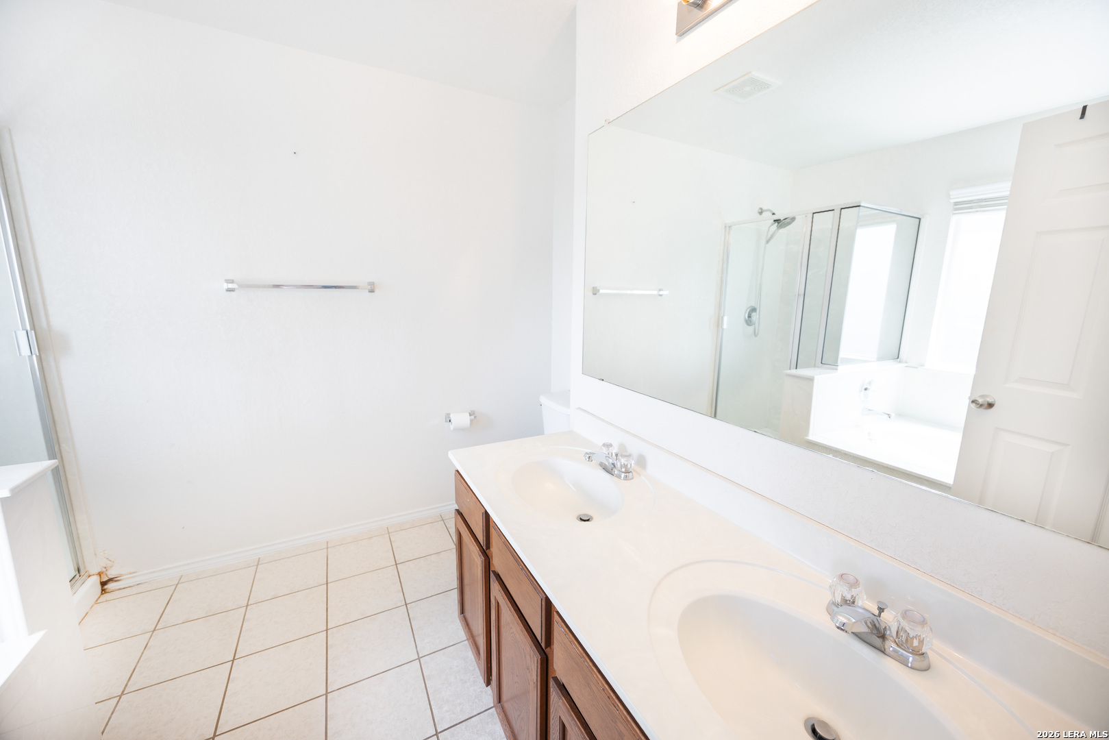 3633 Double Diamond Selma TX 78154