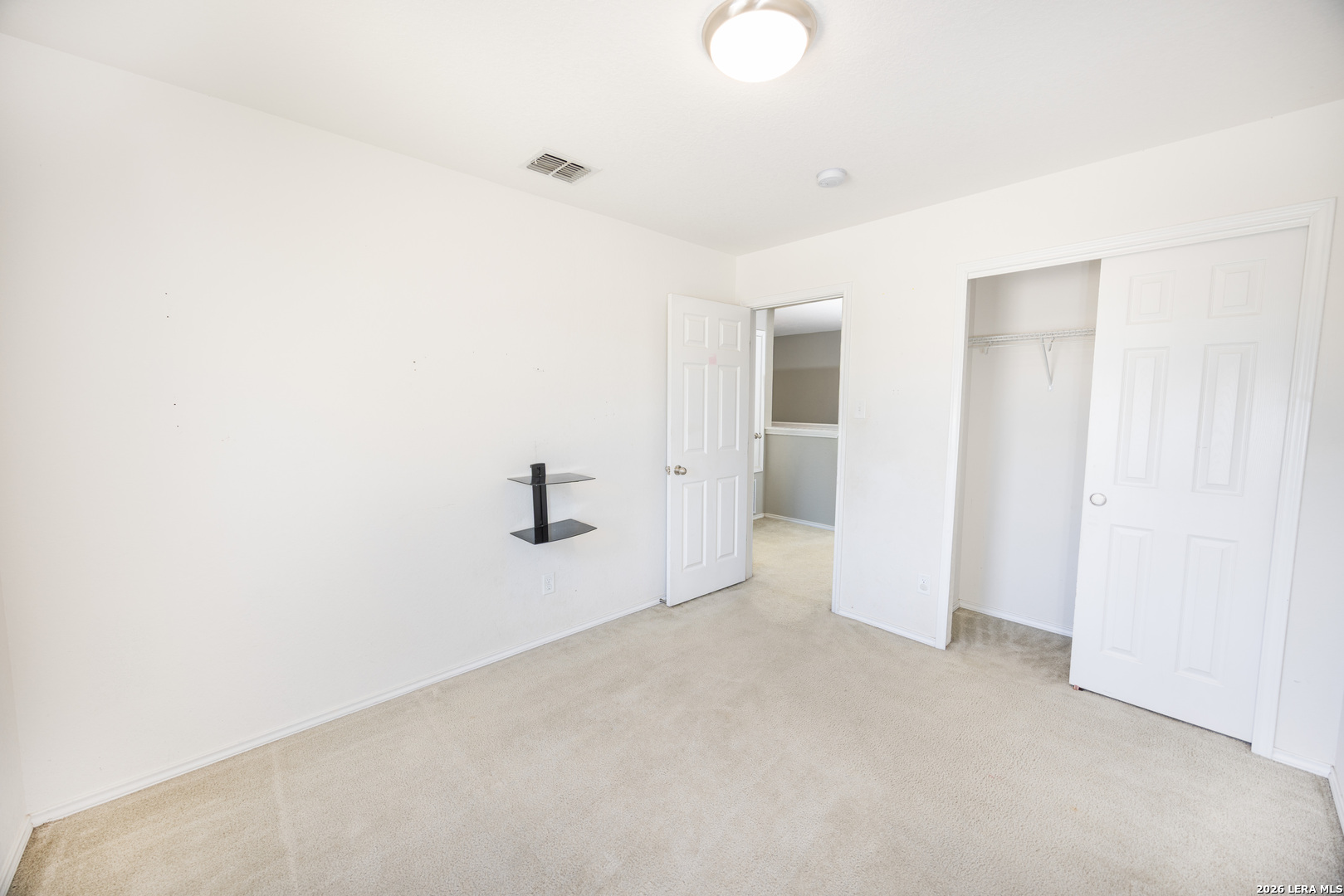 3633 Double Diamond Selma TX 78154