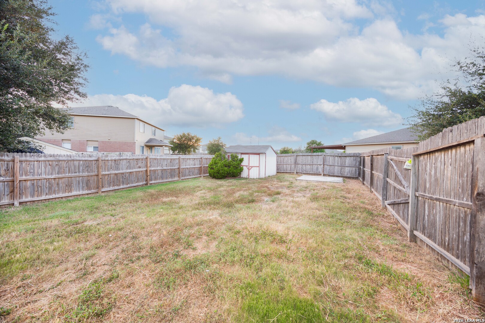 3633 Double Diamond Selma TX 78154