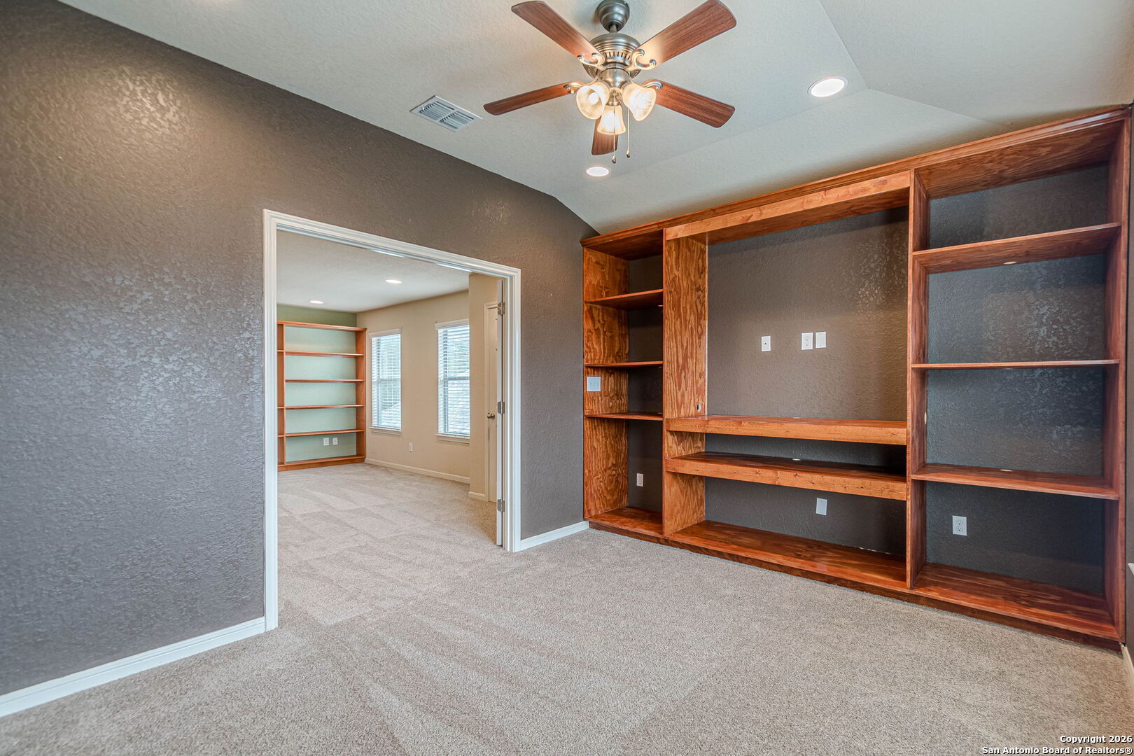 204 Wildcat Run Cibolo TX 78108