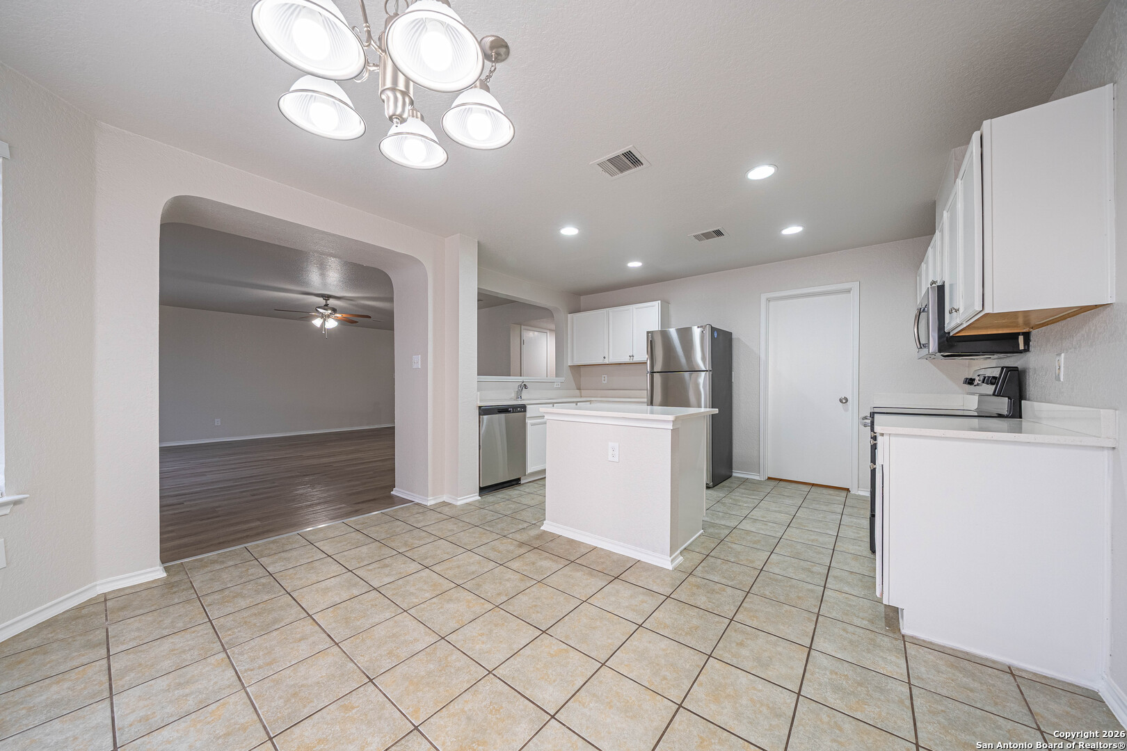 8803 Mesa San Antonio TX 78224