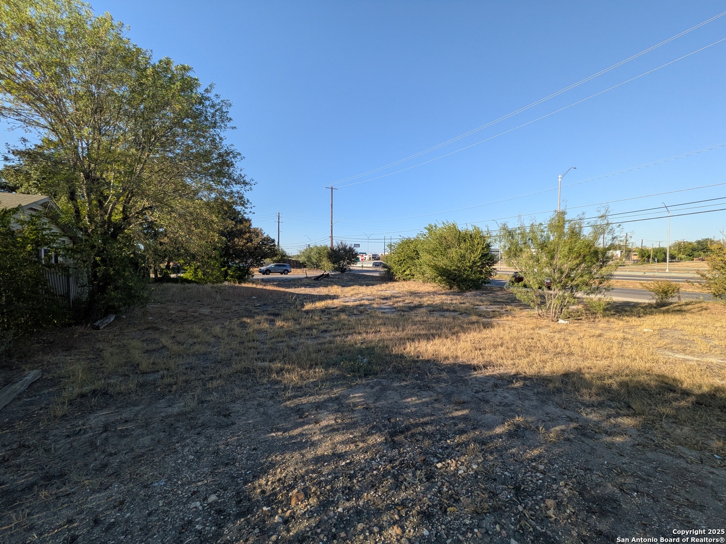 102 Moss Valley San Antonio TX 78227