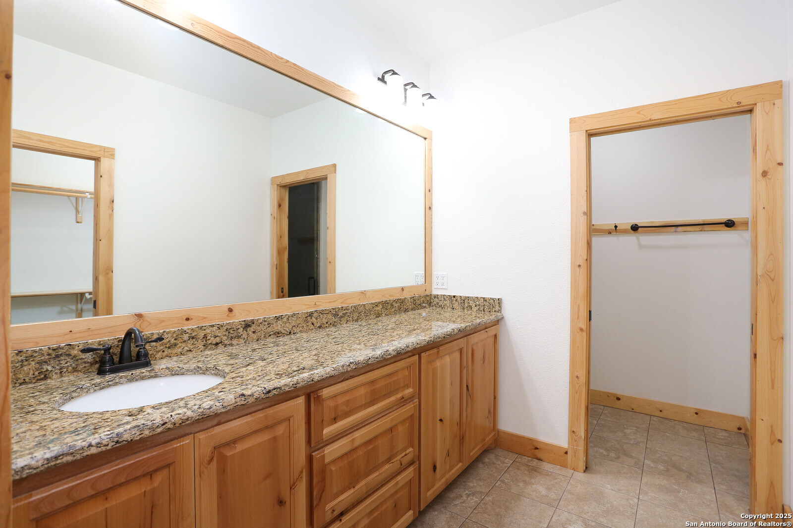 891 Hopkinsville Road Cuero TX 77954