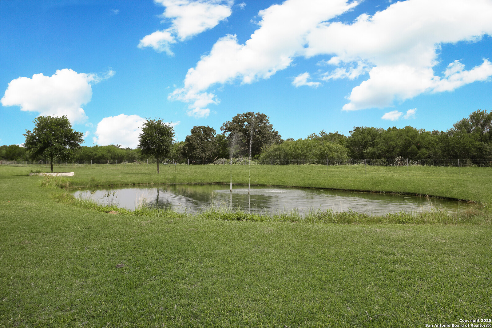 891 Hopkinsville Road Cuero TX 77954