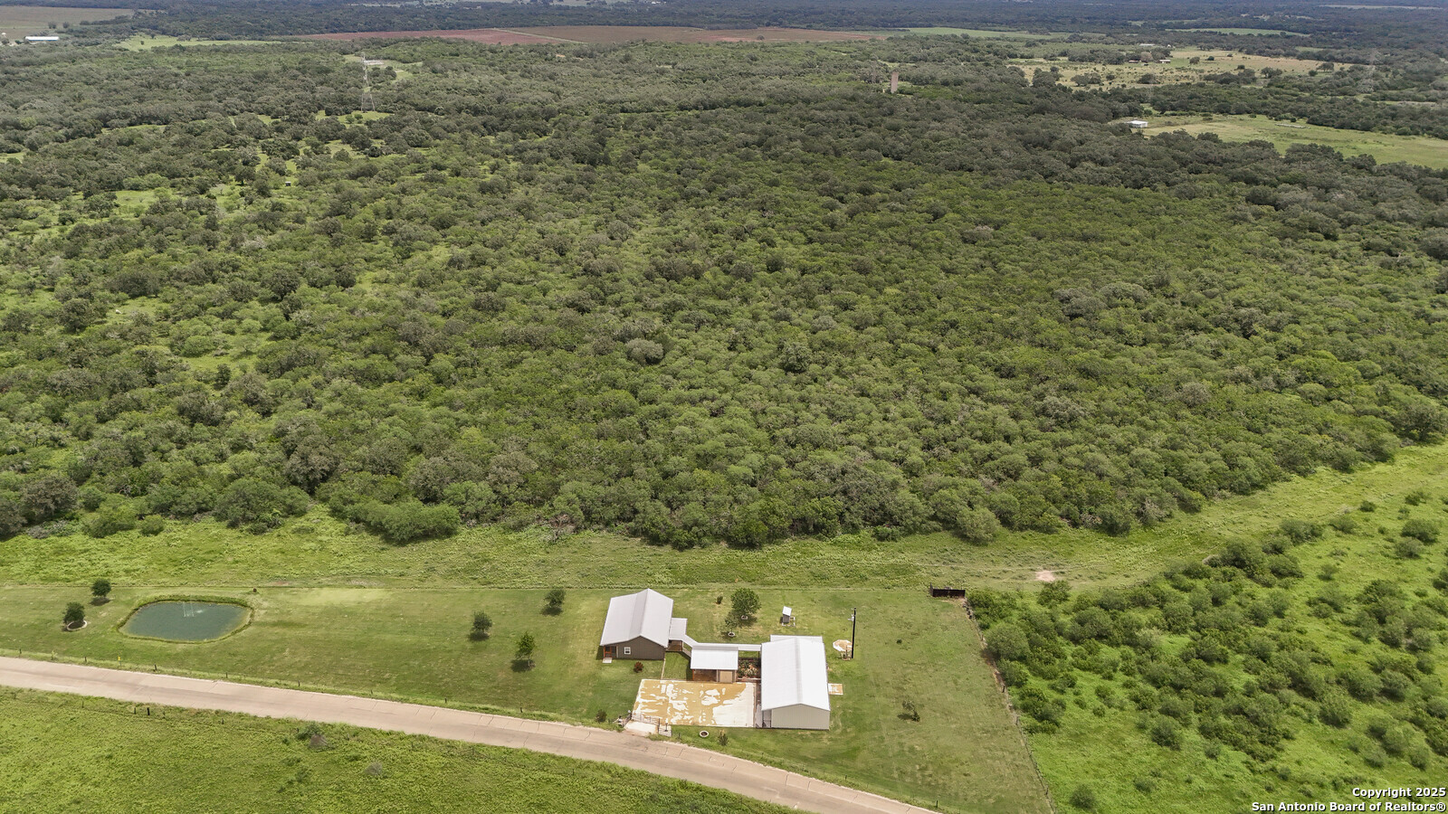 891 Hopkinsville Road Cuero TX 77954