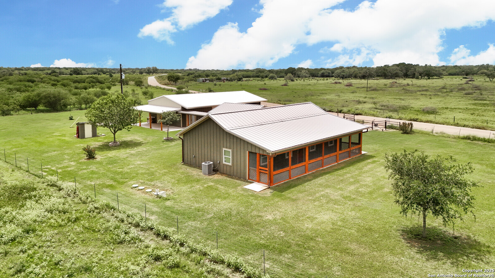 891 Hopkinsville Road Cuero TX 77954