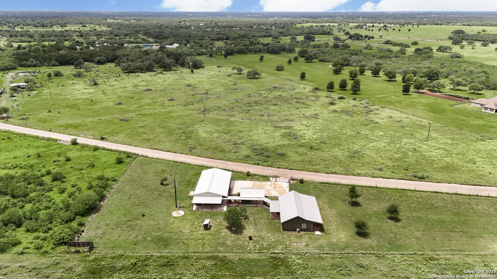 891 Hopkinsville Road Cuero TX 77954