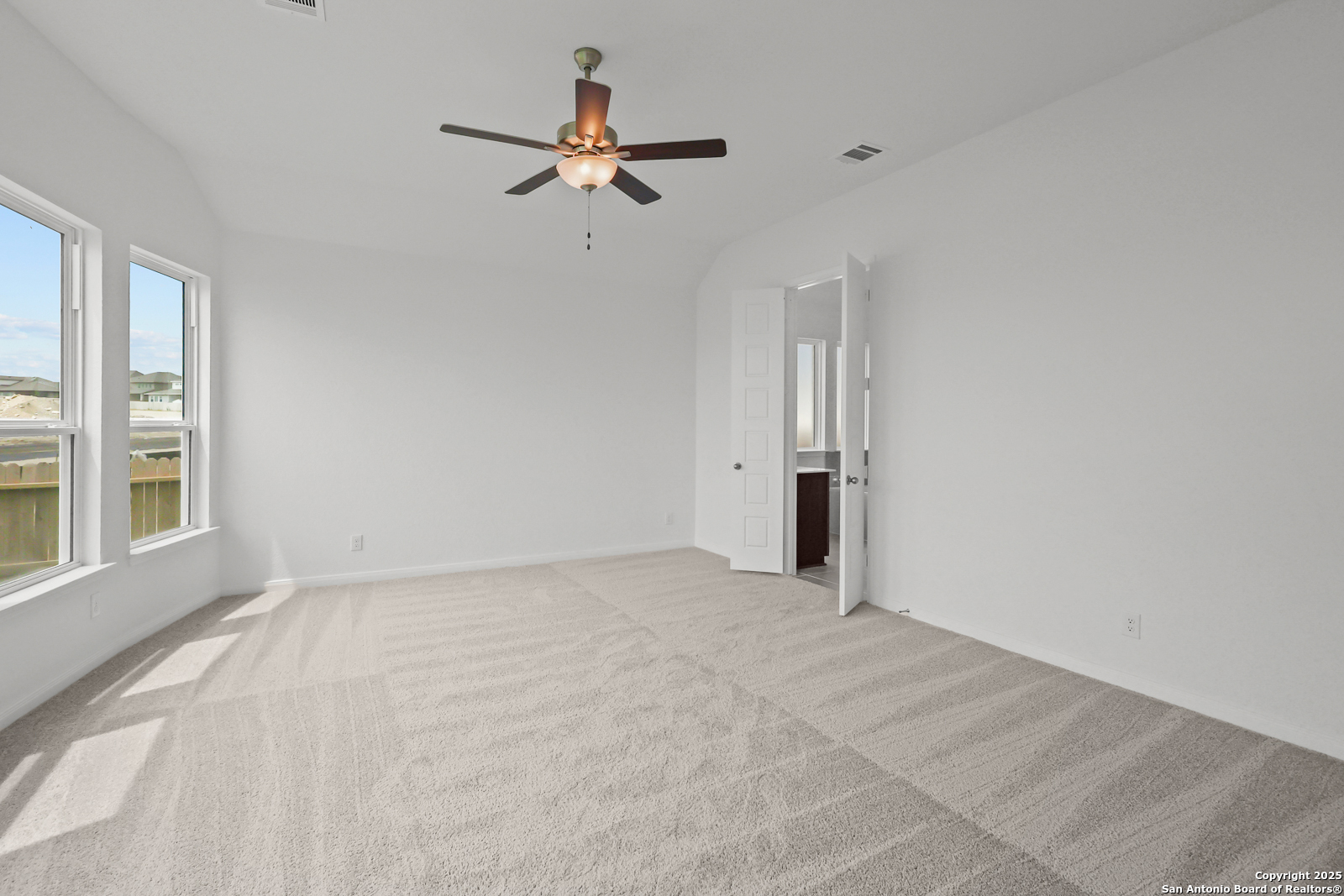 2907 Eagle Rise San Antonio TX 78245