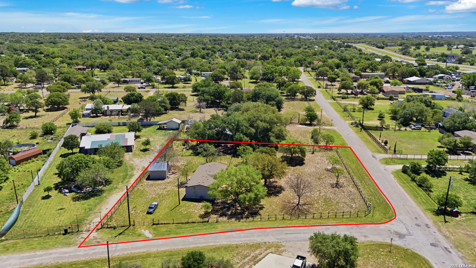 205 Creekview Drive Floresville TX 78114
