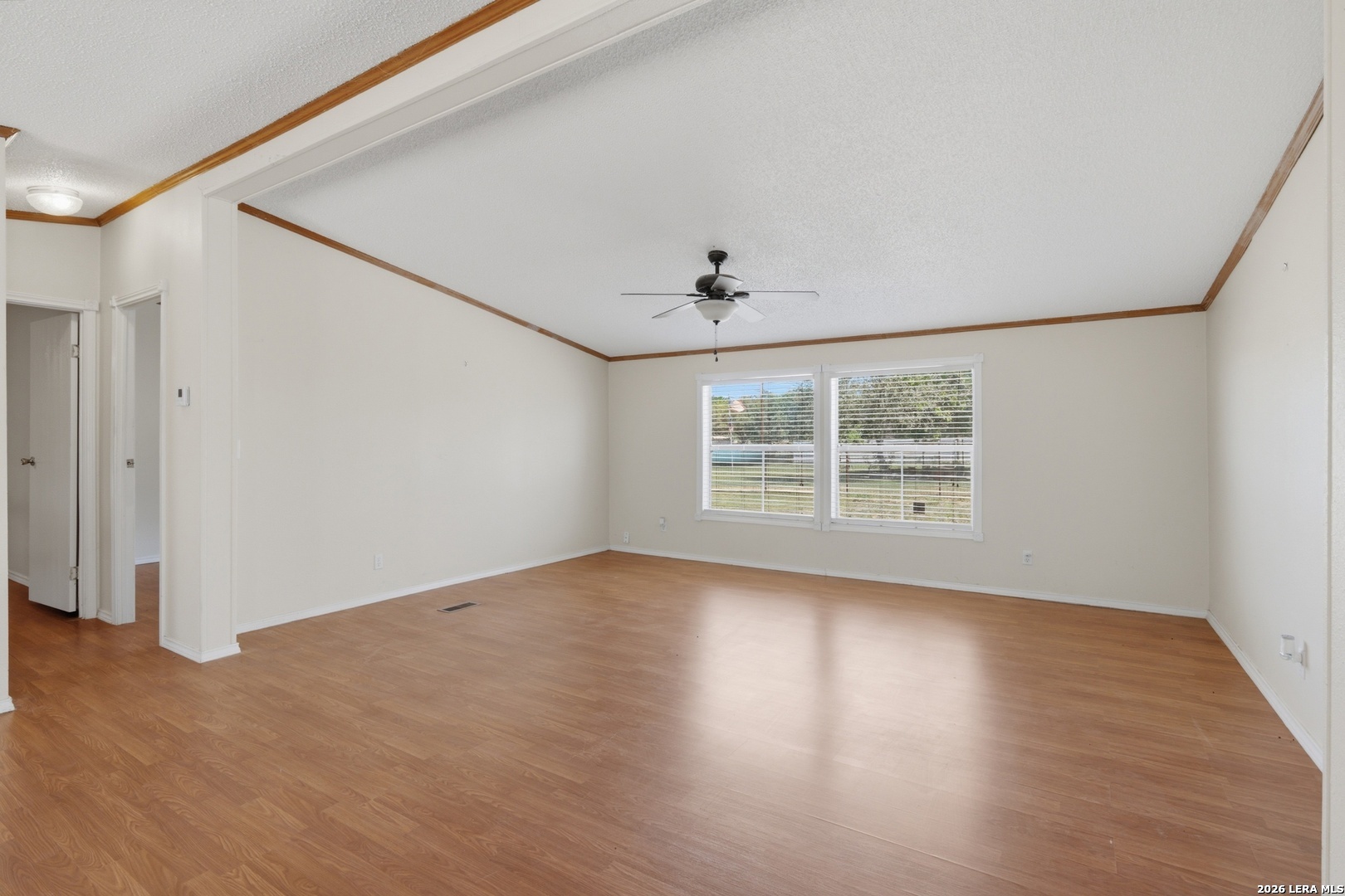 205 Creekview Drive Floresville TX 78114
