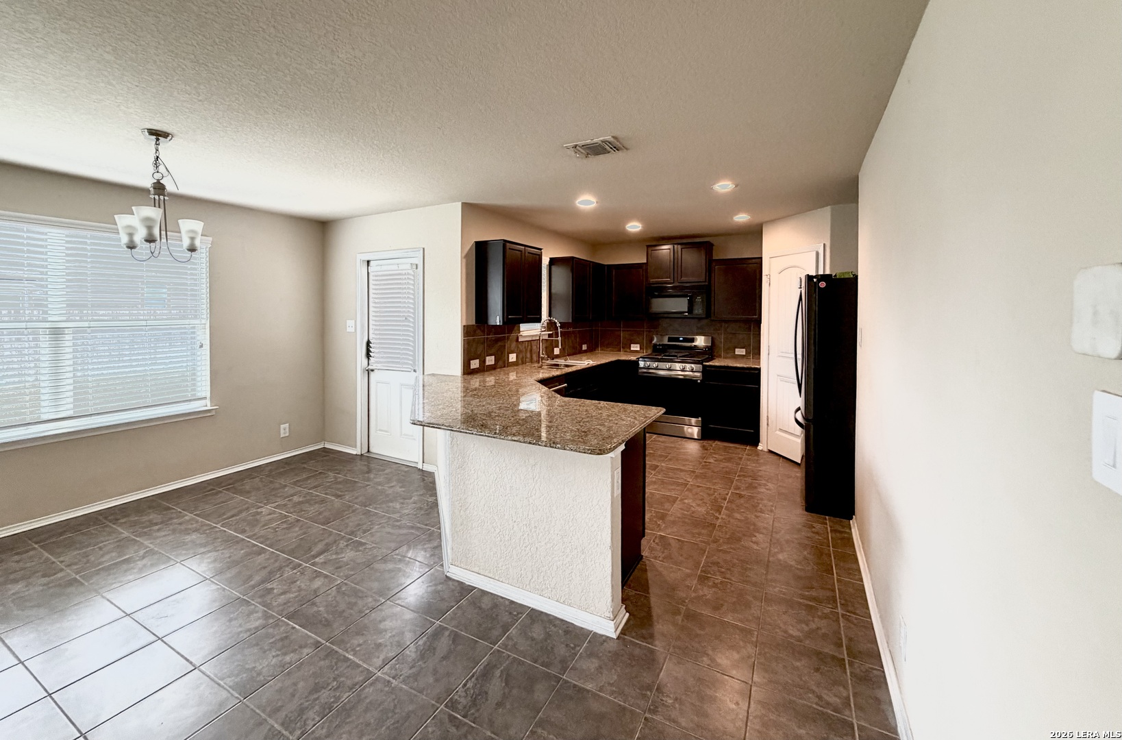 6130 Hackberry Pond San Antonio TX 78244