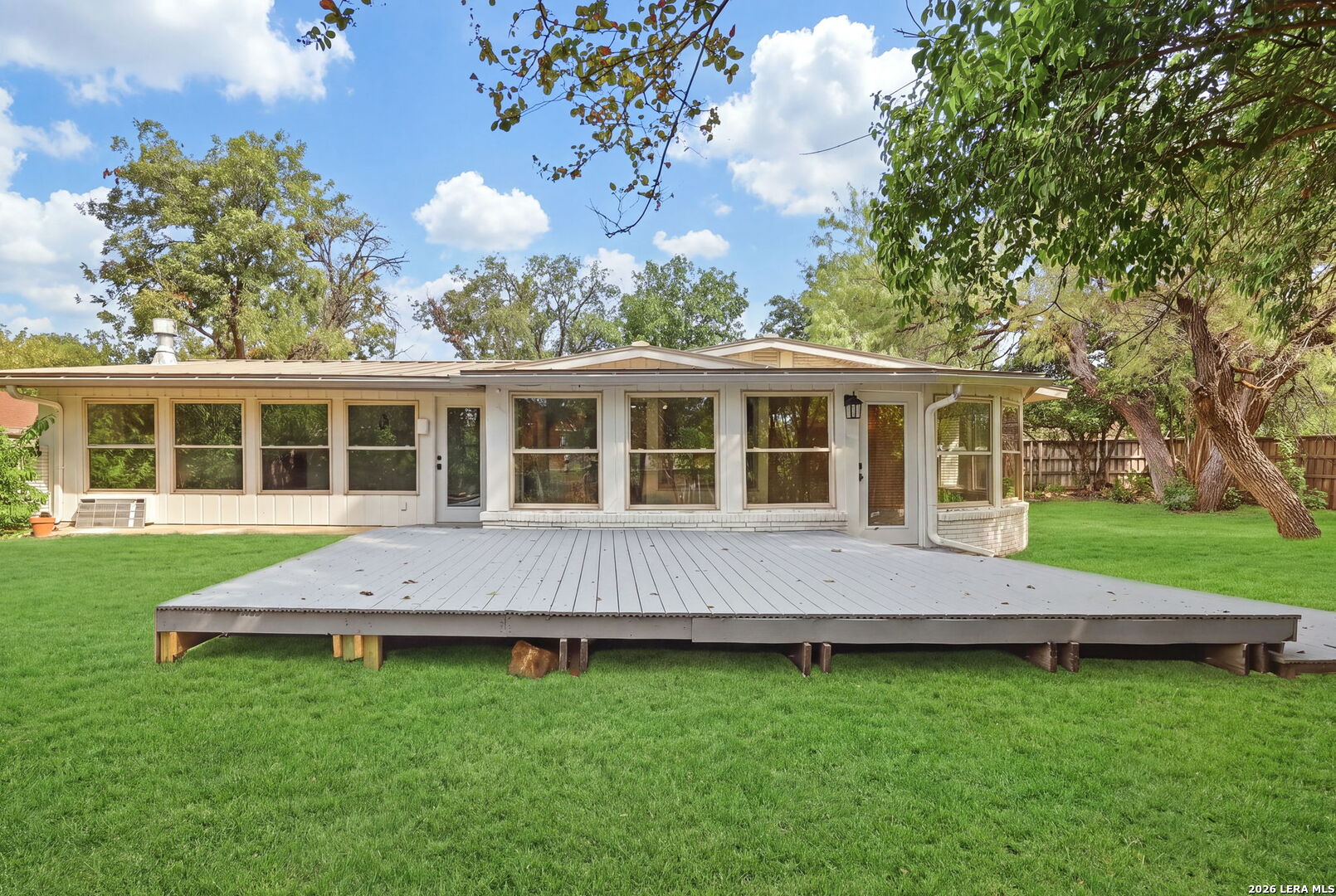 100 Riviera Drive Castle Hills TX 78213