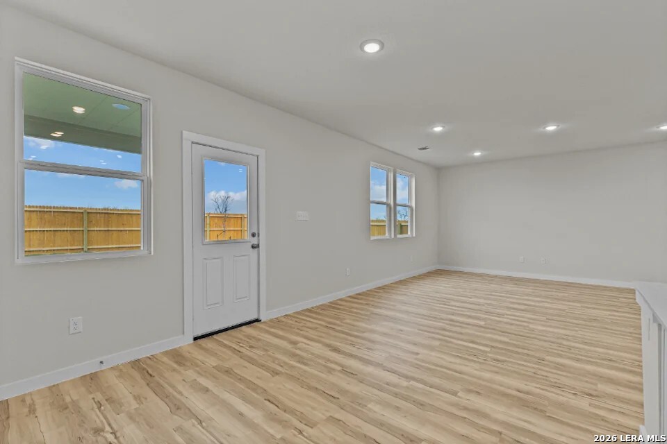 2310 Crisp Glen San Antonio TX 78224