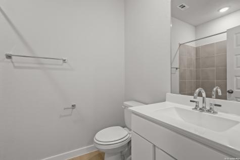 2310 Crisp Glen San Antonio TX 78224