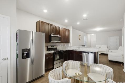 4962 Sandstone San Antonio TX 78222